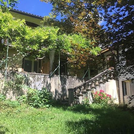 Villa Lerable Pourpre De La Grotte Au Lion Arbon Esterno foto